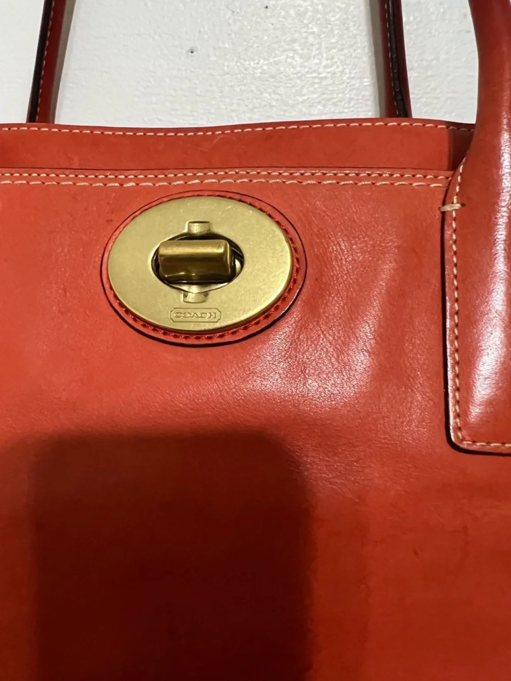 Stunning vintage Coach Orange Leather Shoulder Tote with Gold Turnlock